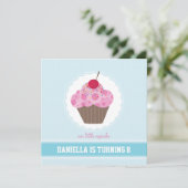 Invitations DE FÊTE D'ANNIVERSAIRE :: cupcake 5SQ (Debout devant)