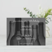Invitations de fête d'anniversaire de bouteille de (Debout devant)