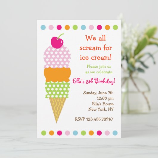 Invitations de fête d'anniversaire de crème glacée (Debout devant)