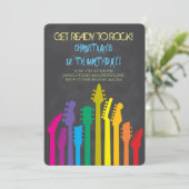 Invitations de fête d'anniversaire de guitare de (Debout devant)