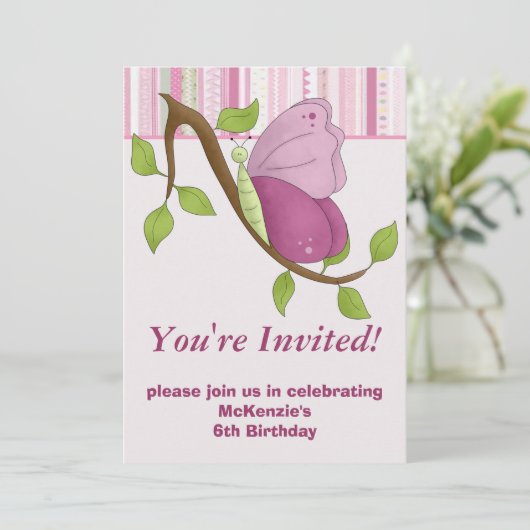 Invitations de fête d'anniversaire de papillon (Debout devant)