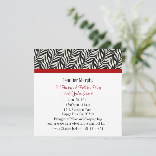 Invitations de fête d'anniversaire d'impression de (Debout devant)