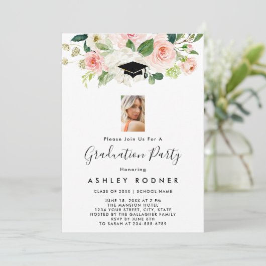 Invitations de graduation florale floue (Debout devant)