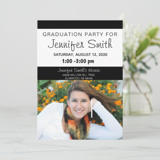 Invitations de la fête de graduation, Coronavirus (Debout devant)