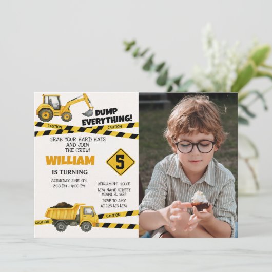 Invitations de la partie de construction avec phot (Debout devant)