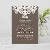 Invitations de mariage à la crème et au chandelier (Debout devant)