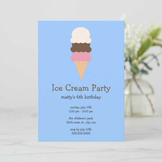 Invitations de partie de crème glacée (Debout devant)