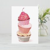 Invitations de pile de cupcake