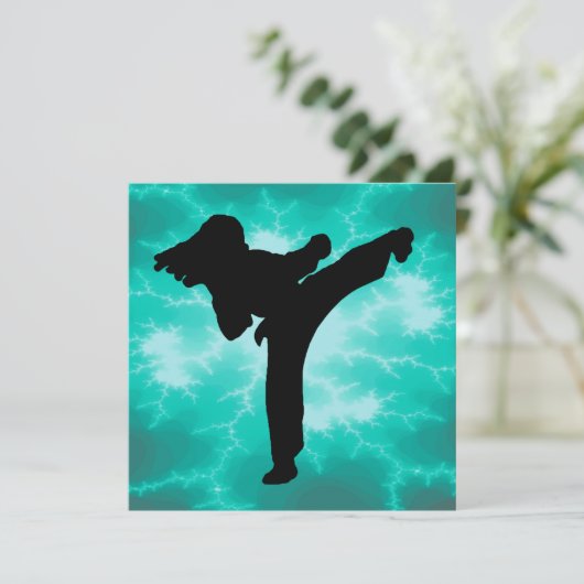 Invitations d'éclair des arts martiaux (Debout devant)