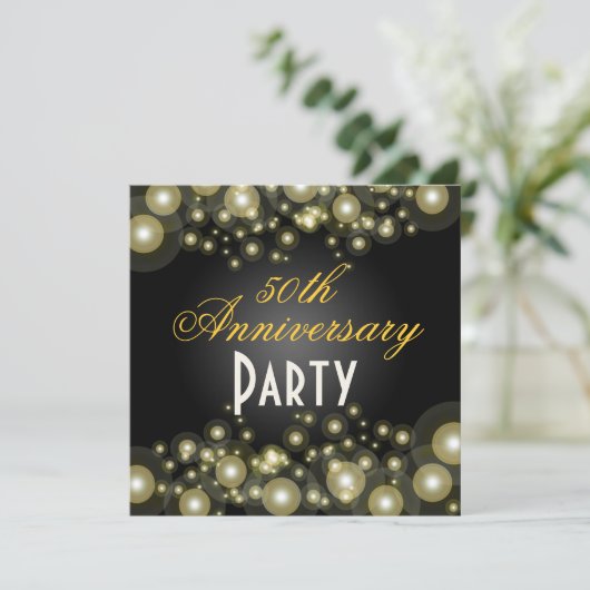 Invitations d'or, cinquantenaire (Debout devant)