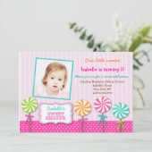 Invitations douces d'anniversaire de photo de (Debout devant)