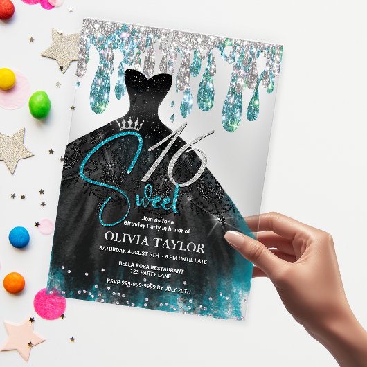Invitations En Acrylique Elégant aqua bleu robe noire douce 16 monogramme