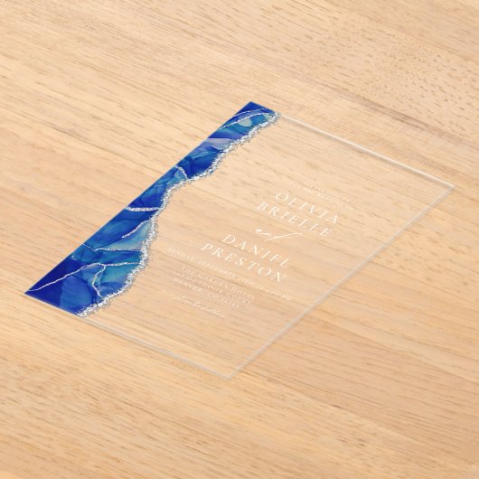 Invitations En Acrylique Élégant Royal Blue Silver Agate Mariage Monogramme (Poser)