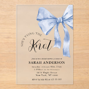 Invitations En Acrylique Elle est Tying the Knot bleu bow Fête des mariées