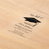 Invitations En Acrylique Il L'A Fait Graduation Moderne (Poser)
