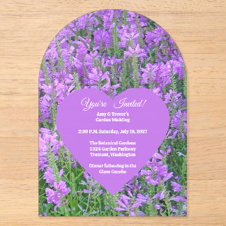 Invitations En Acrylique Masse de fleurs violettes, centre en forme de cœur