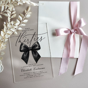 Invitations En Acrylique Noir se faisant attacher pour son anniversaire de 