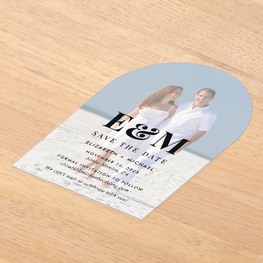 Invitations En Acrylique Photo Arc Monogramme Moderne Enregistrer La Date (Poser)