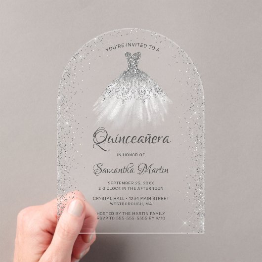 Invitations En Acrylique Robe Parties scintillant argent blanc Quinceañera (In situ (ordinateur de poche))