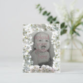 Invitations en fleurs blanches Cartes RSVP personn (Debout devant)