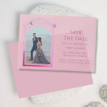 Invitations En Vélin Mariage photo rose céleste violet Enregistrer la d<br><div class="desc">Celestial Chic Rose violet Mariage de photos Vellum Save The Dates Invitations dispose d'un soleil rose et violet, lunette et étoiles cadre sur un élégant arrière - plan rose. A l'intérieur est votre photo préférée et votre personnalisation enregistrer les informations de date. Personnalisez en modifiant le texte dans les zones...</div>