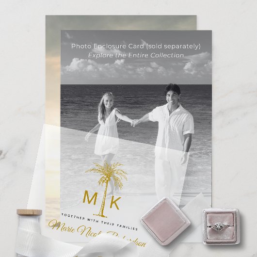 Invitations En Vélin Monogram Gold Palm Tree Mariage de plage formelle