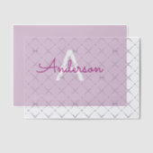 Invitations En Vélin Nom de script & monogramme | Magenta & Violet clai (Décalage (Invitation))