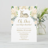 Invitations florales de baby shower de cerfs (Debout devant)