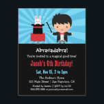 Invitations Magicien Kids Magic Birthday Party<br><div class="desc">Un invitation pour accompagner votre fête d'anniversaire de magie ! Il a un mignon petit garçon dans un costume magicien de gilet en tailleur noir et de cravate arc rouge avec une baguette magique dans la main. il joue le tour de magie populaire de faire apparaître le lapin de lapin...</div>