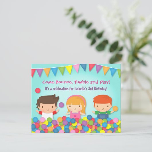 Invitations mignonnes de partie d'anniversaire de (Debout devant)