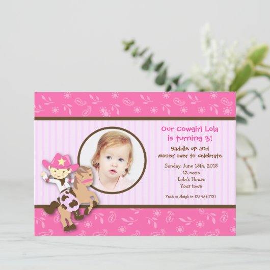 Invitations occidentales de fête d'anniversaire de (Debout devant)