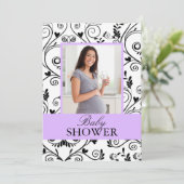 Invitations pourpres de baby shower de photo chic (Debout devant)