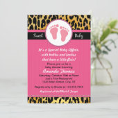 Invitations roses de baby shower de léopard de mod (Debout devant)