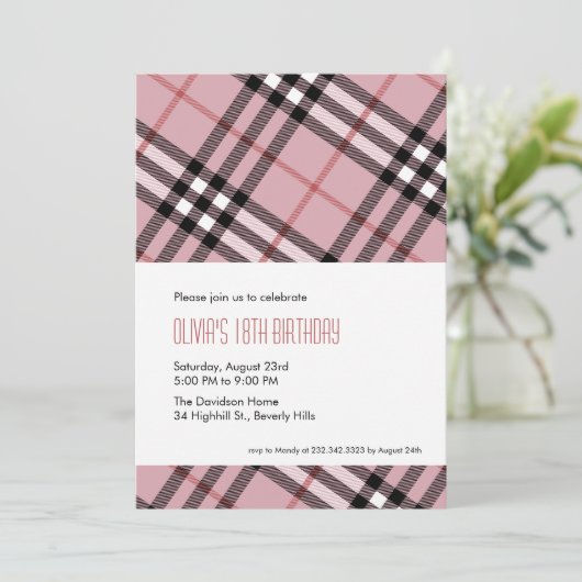 Invitations roses de plaid (Debout devant)