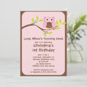 Invitations roses mignonnes de fête d'anniversaire (Debout devant)