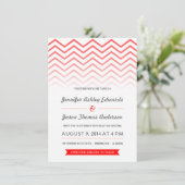 Invitations rouges de mariage d'Ombre Chevron (Debout devant)
