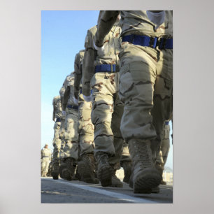 Iraakse luchtmacht werft mars poster