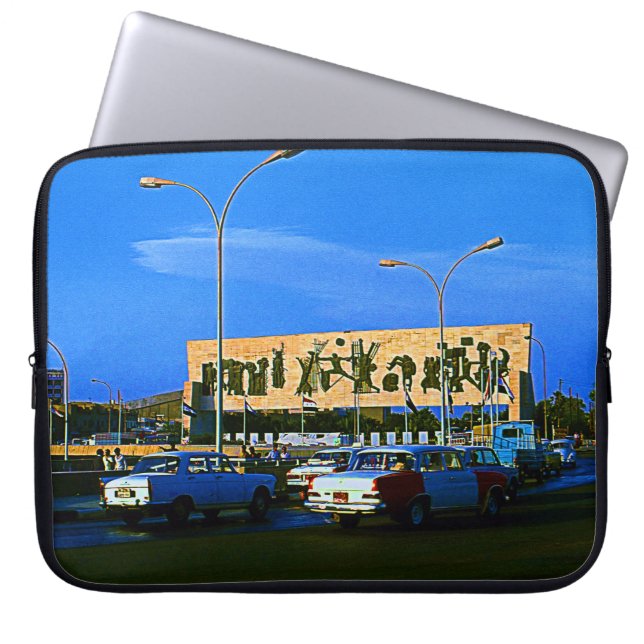  Irak Bagdad tahrir vierkant Laptop Sleeve (Voorkant)