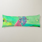 Iridescent Blue Dragonfly op roze waterlily Lichaamskussen (Voorkant)