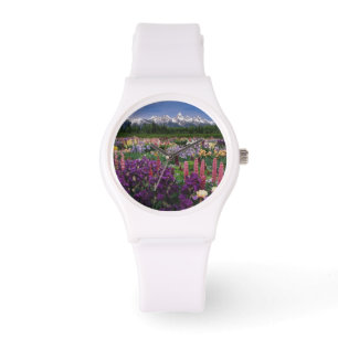 Iris en Lupine garden en Teton Range; Horloge