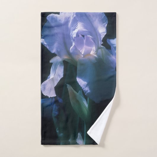 Iris Flowers at Twilight Beach Towel (Serviette à main)