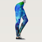 Iris in blauw leggings (Rechts)