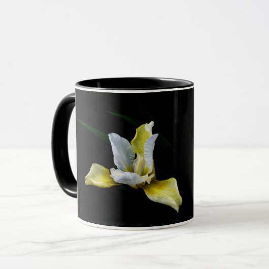 Iris licht mok (Voorkant links)
