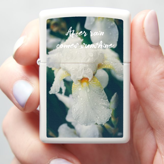 Iris met waterdruppeltjes (In Hand)