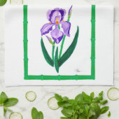 Iris pourpre (équilibre vert) 16" x 24" serviette (Plié)