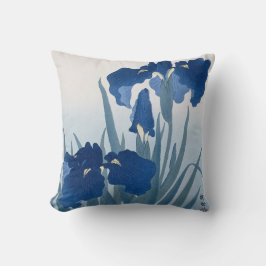 Irises (Dark Blue) van Ohara Koson Kussen