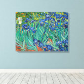 Irises van Vincent van Gogh Canvas Afdruk (Insitu (Houten vloer))