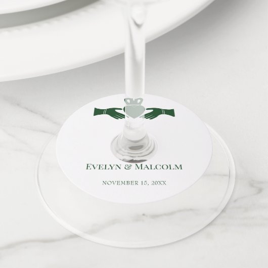 Irish Claddagh Ring Simple Graphic Green Wedding Wijnglaslabel (Dichtbij)