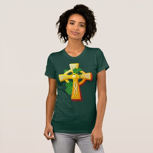 Irish Cross and Shamrocks St. Patrick's Day T-shirt (Voorkant volledig)