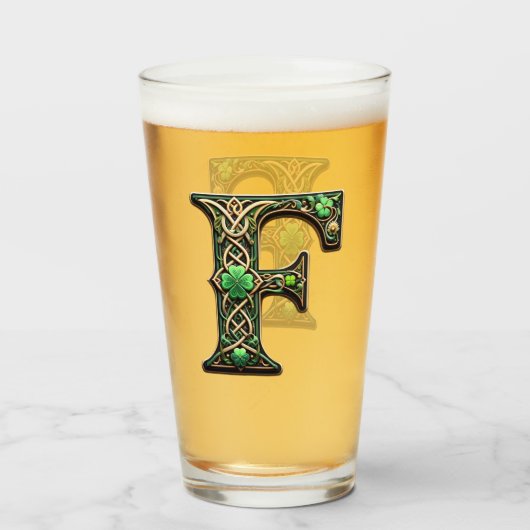 Irish F Monogram Pint Glass Glas (Voorkant gevuld)